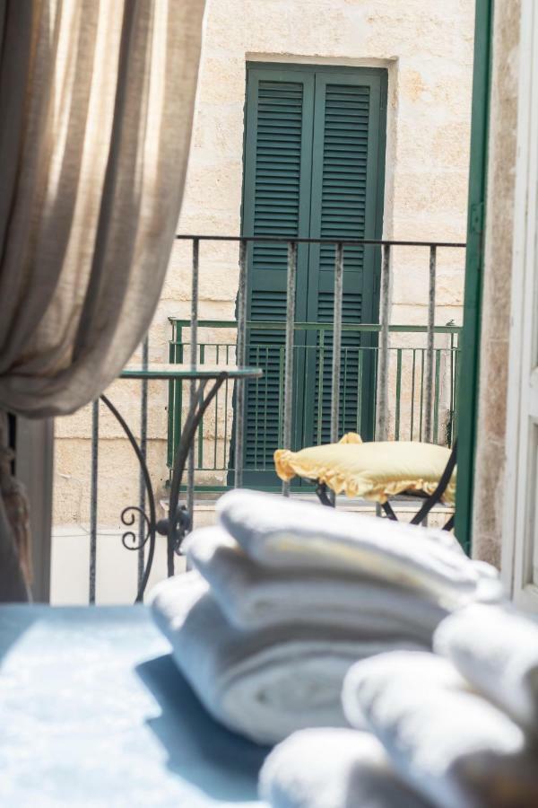 Отель Il Palazzotto Полиньяно-а-Маре Экстерьер фото