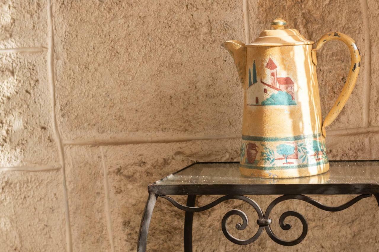 Отель Il Palazzotto Полиньяно-а-Маре Экстерьер фото